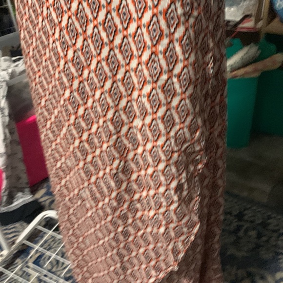 Caroline Morgan elegant wrap around skirt in Aztec pattern in gorgeous colours - Picture 3 of 6